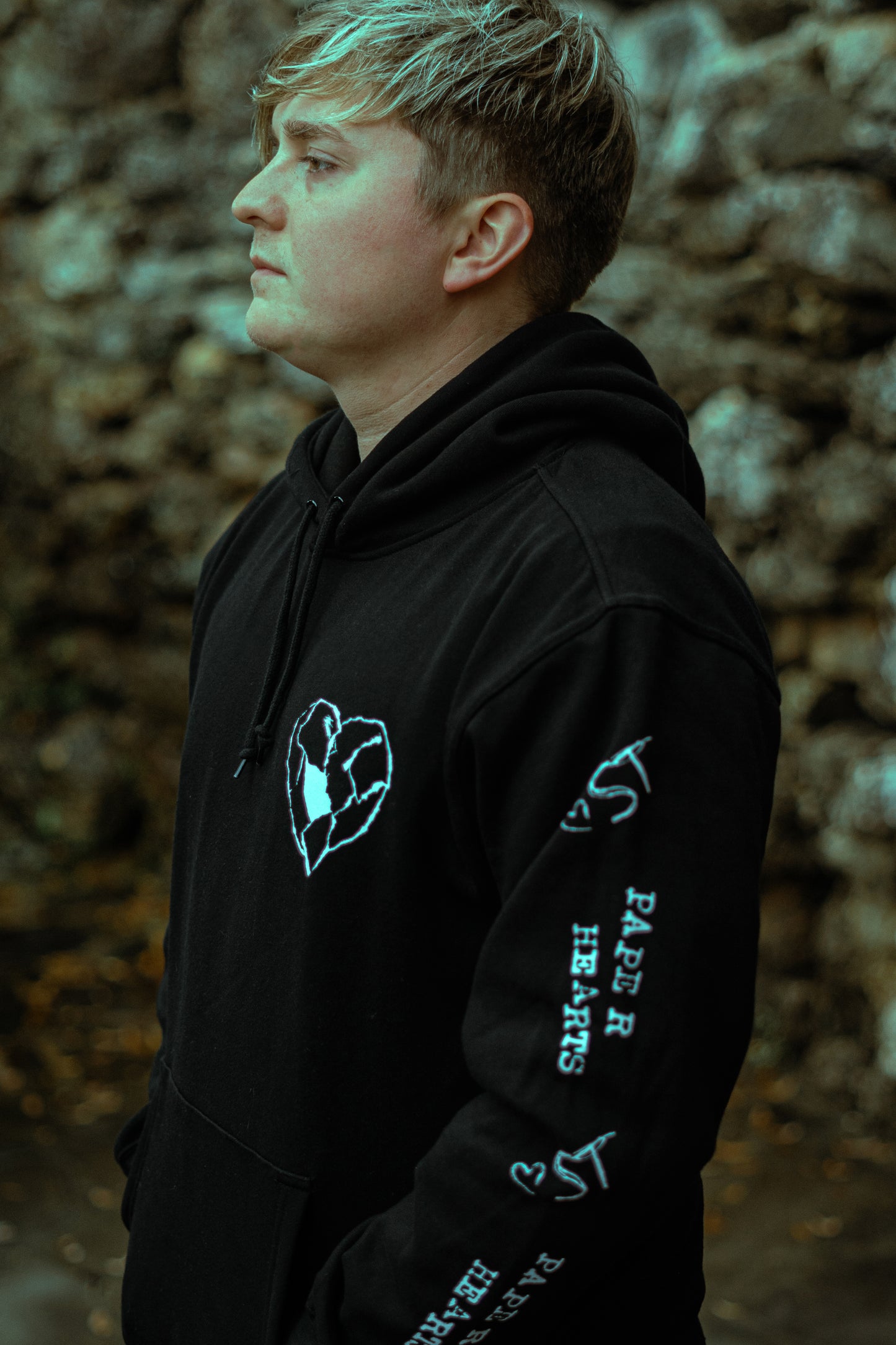 Paper Hearts Pullover Hoodie (Black)